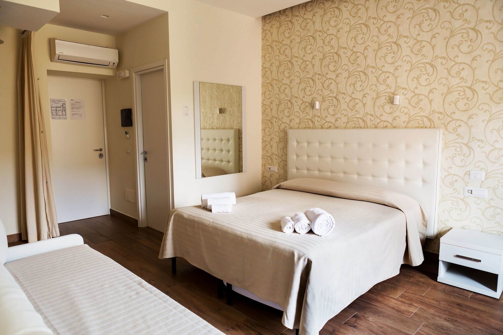 Relais Esquilino Hotel Rome Luaran gambar